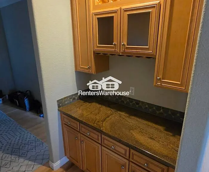 281 Himalaya Ave — Photo 16