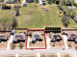 25212 Castlebury Dr, Athens, AL 35613