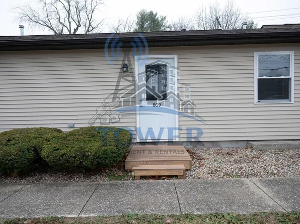 809 N Main St, Flora, IL 62839