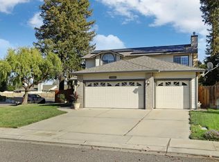 1122 Zumstein Ct, Ripon, CA 95366