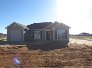 303 Worchester Cir, Perry, GA 31069