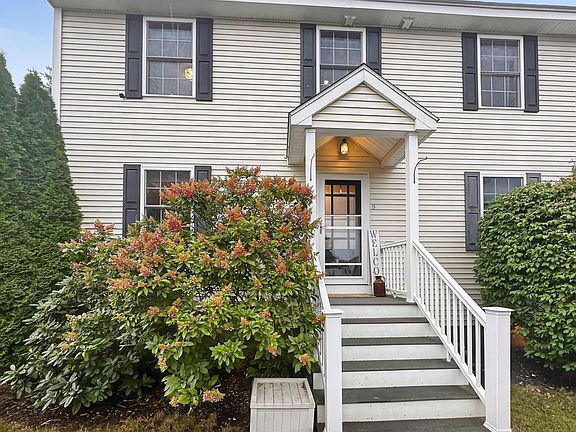 3rd image of 9 Plummer Street