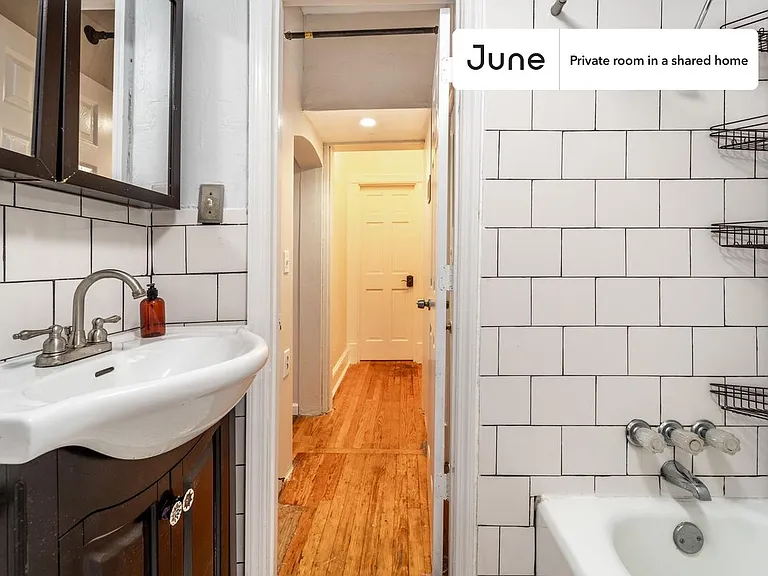 1443 Parkwood Pl NW #A — Photo 14
