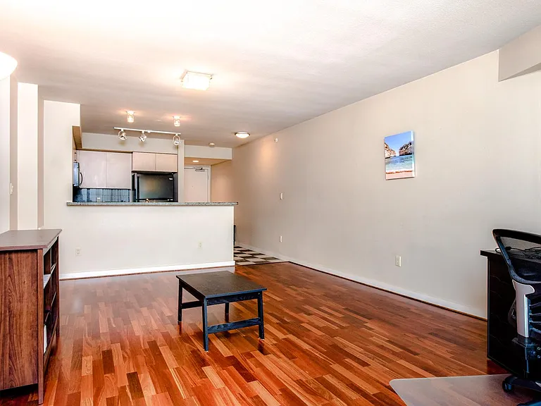 1100 106th Ave NE #604 — Photo 10