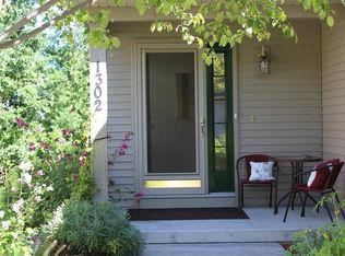 1302 Terrace Bluff Dr, Traverse City, MI 49686