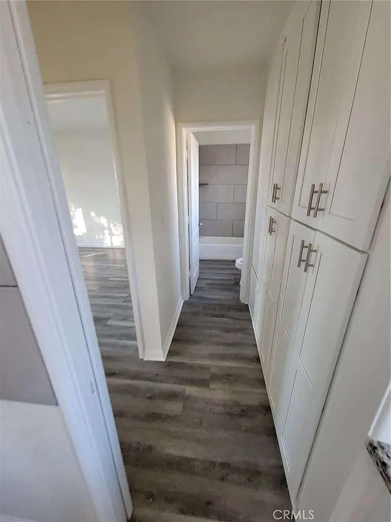 1 bed, 600 sqft, $1,750 — Photo 2