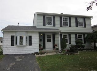 33 Francine Ln, Buffalo, NY 14227