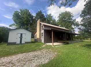 1671 Taylor Place Rd, Jamestown, TN 38556