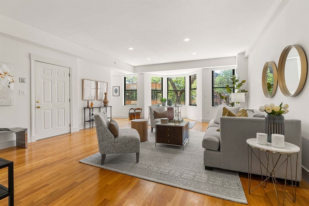 90 Broadway St #2C, Boston, MA 02116 | Zillow