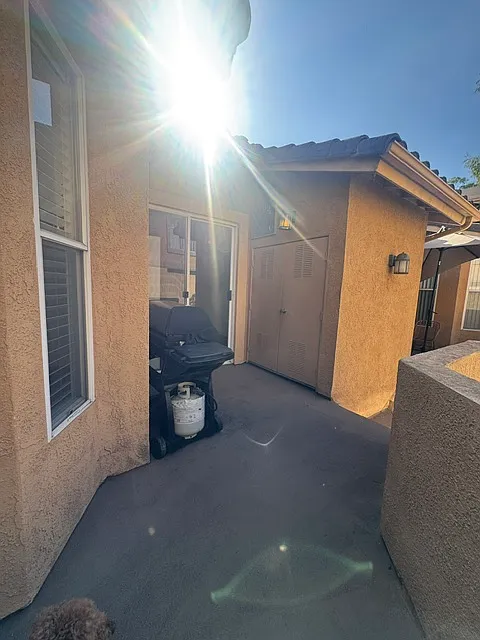 2 bed, 1060 sqft, $3,200 — Photo 4