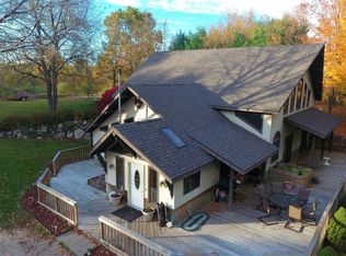 9488 E Sixteen Mile Rd, Paris, MI 49338