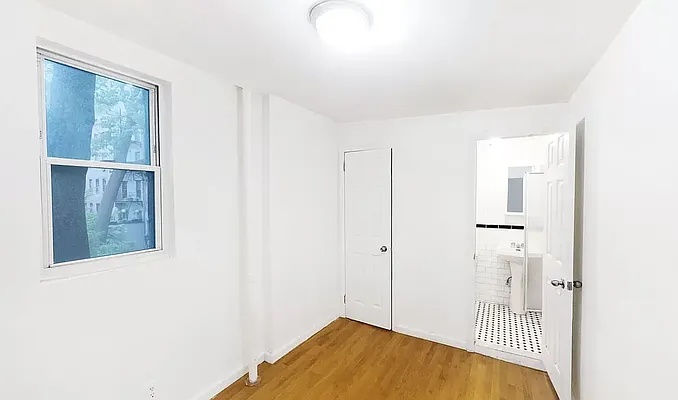 Rented by Living New York | media 12
