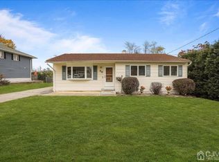 28 Woodland Rd, Jamesburg, NJ 08831