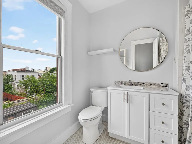 7 Whitman Ave #2 — Photo 14
