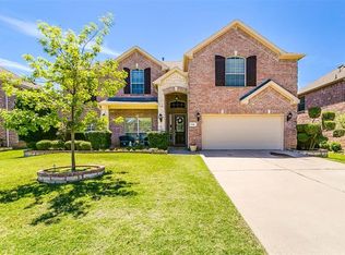 910 Greenfield Ct, Kennedale, TX 76060