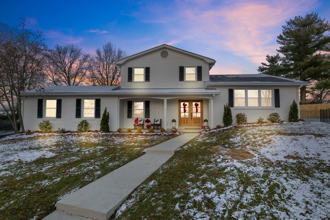 next background image