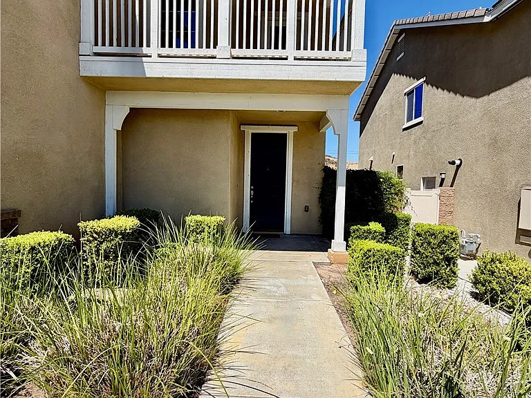 38129 Turning Leaf Ct — Photo 2