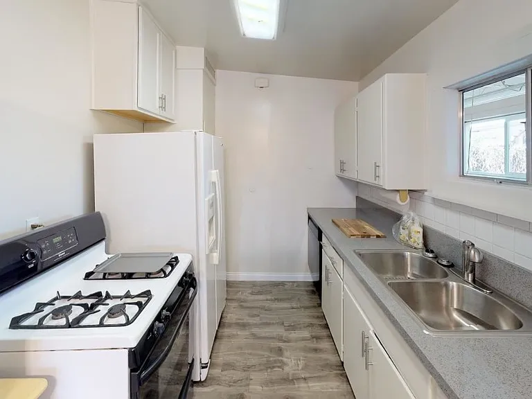 4895 Barstow St #2 — Photo 7