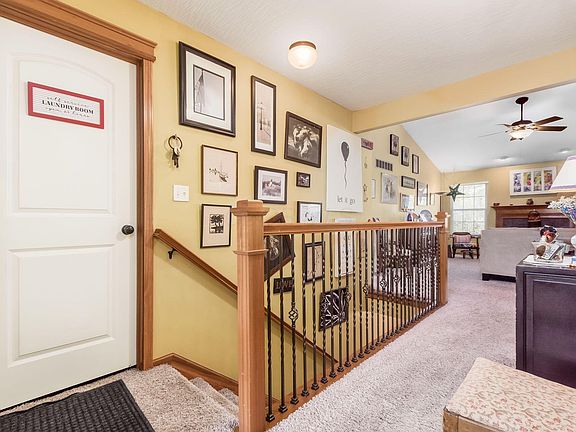 4th image of 210 Jones Pl
