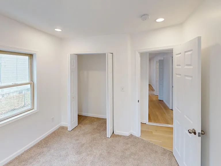 22 Clifton St #1 — Photo 13