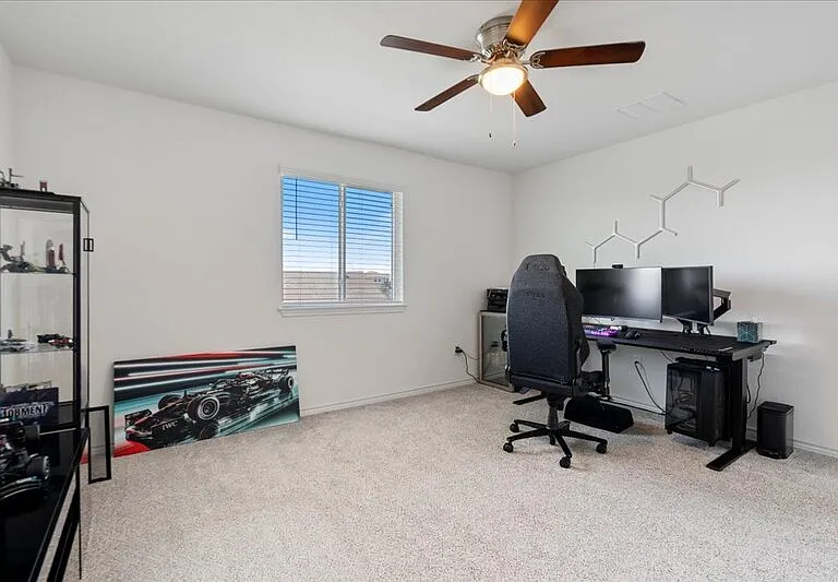 9015 Looksee Ln — Photo 24