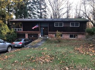 13 Ackerman Ave, Airmont, NY 10901