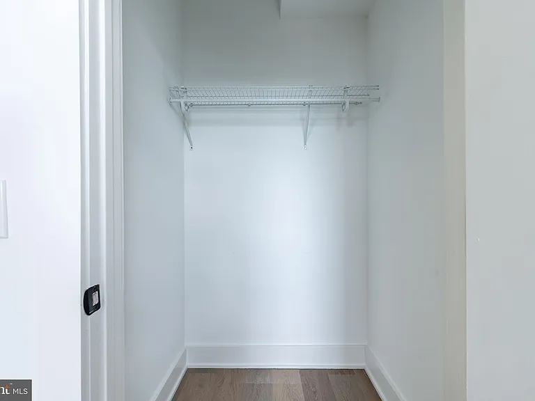 2252 N Front St #2 — Photo 12