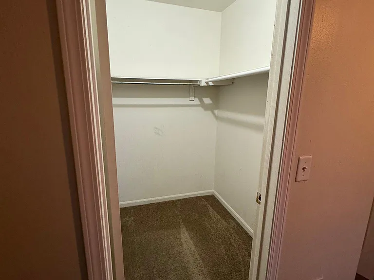 200 Fraser St — Photo 8