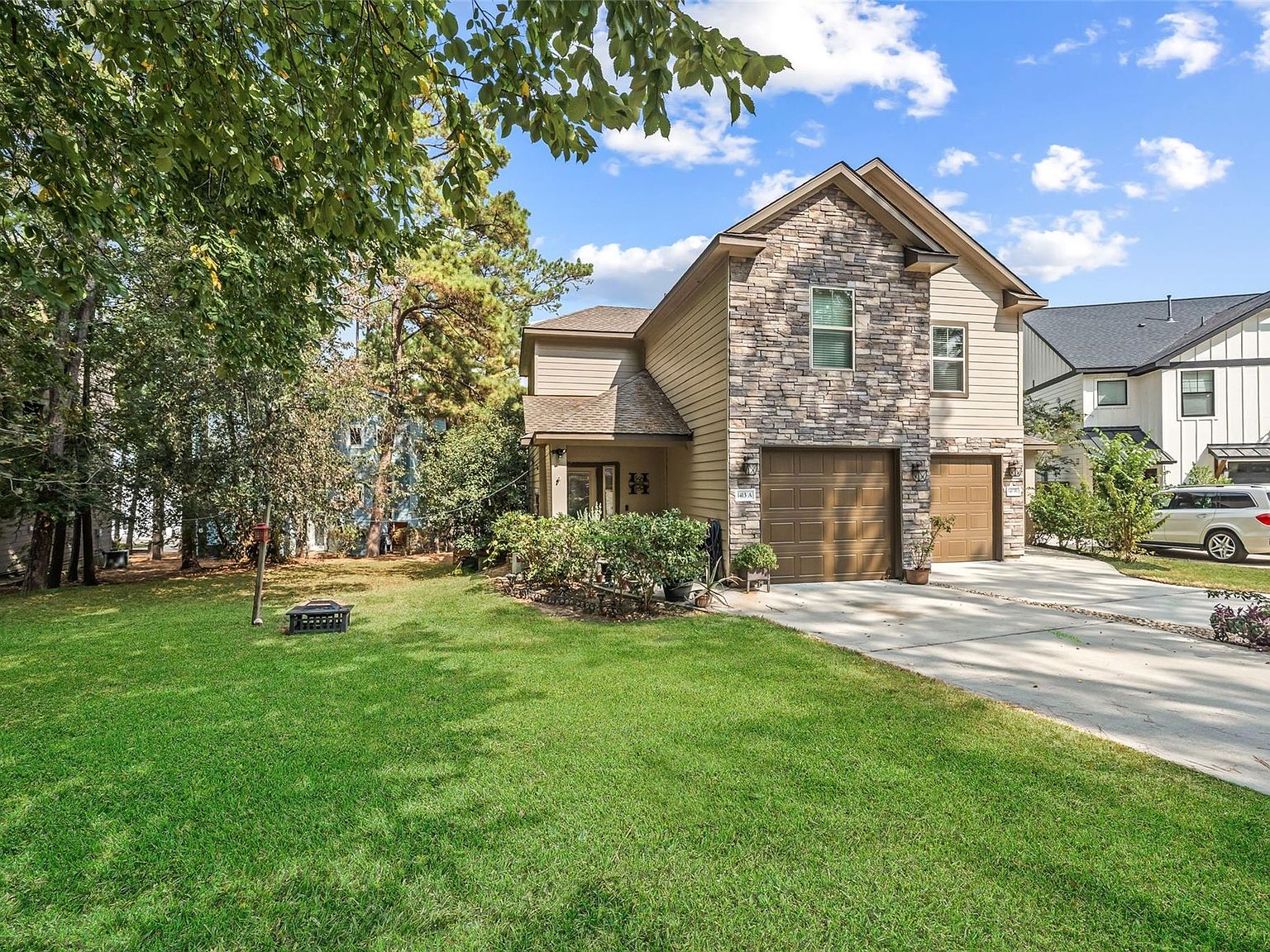 1413 April Villas Villas