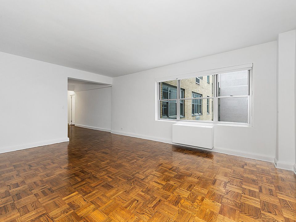 1st image of 136 E 55th St APT 4r
