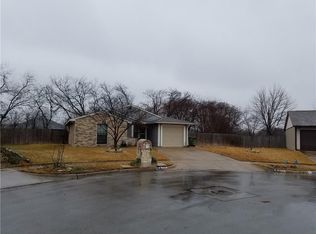 3500 Brookhurst Ln, Arlington, TX 76014