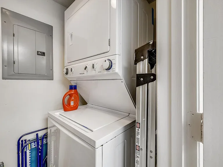 Washer/Dryer