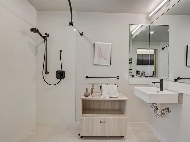 TL Residences — Photo 23