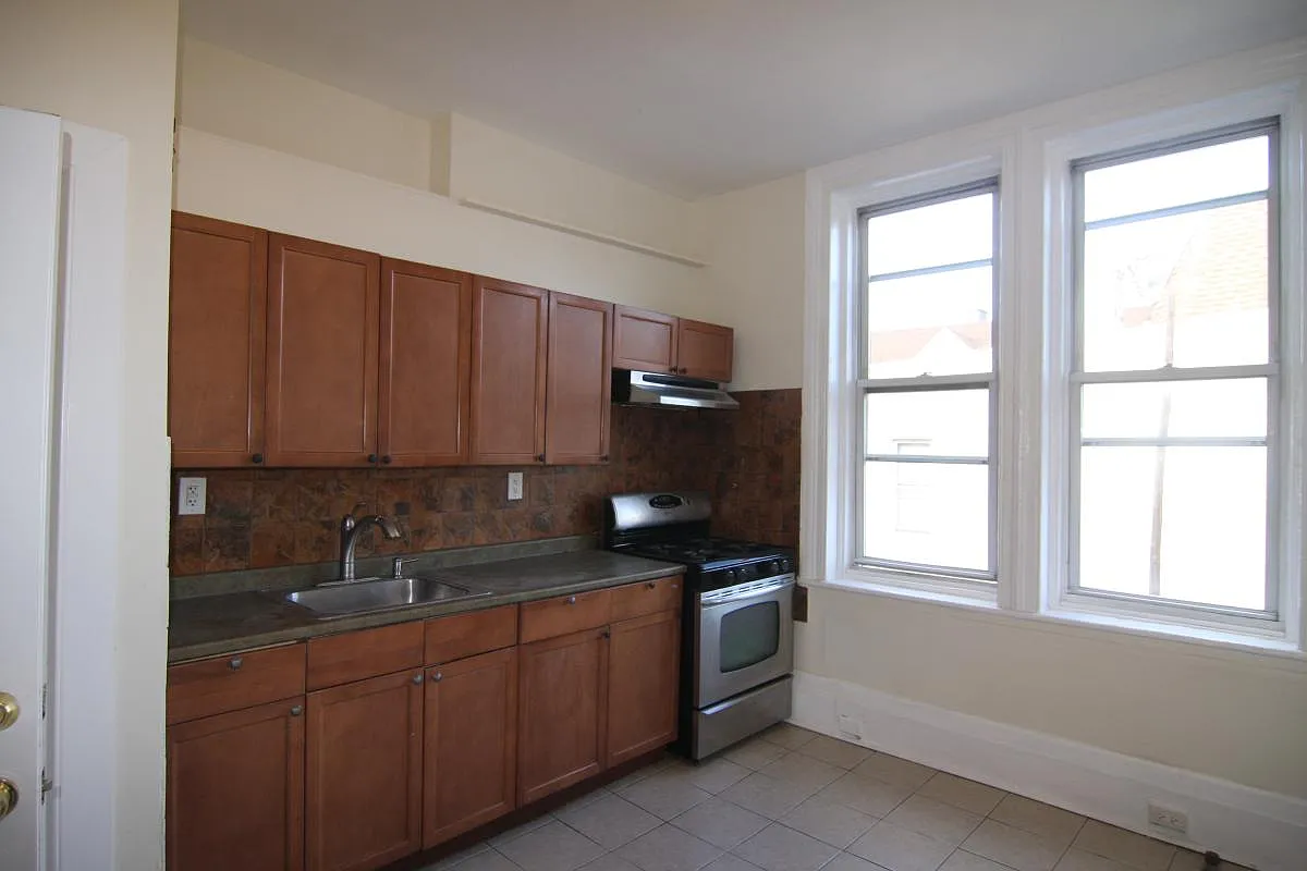 1 bed, 345 sqft, $1,250 — Photo 1