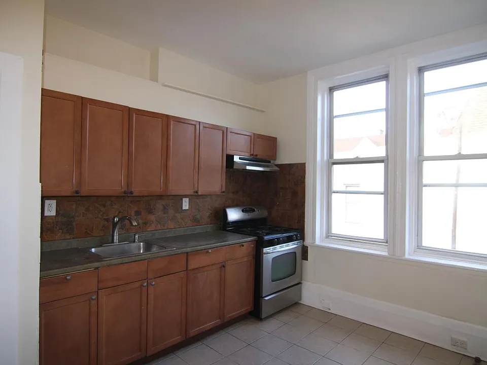 2401 Palisade Ave #2
