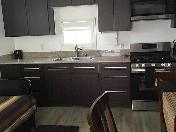 5th image of 644 W Heber St #1