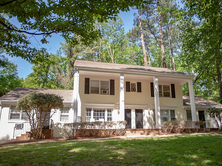 810 Old Pittsboro — Photo 14