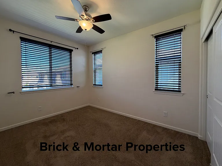 961 Villa St — Photo 12