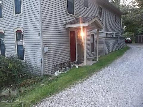 2nd image of 13 River St