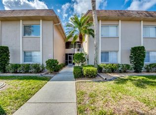 1697 Golf Club Dr APT 6, North Fort Myers, FL 33903