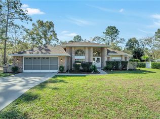 4 Gourds Ct E, Homosassa, FL 34446