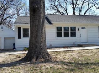 3052 Ridgeview Dr, Saint Charles, MO 63301