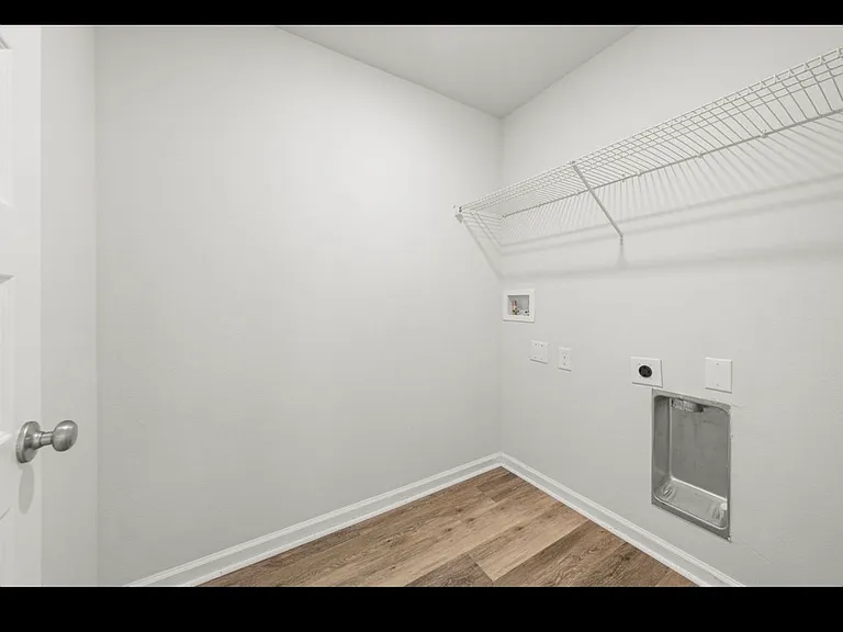 5832 Viking Way — Photo 11