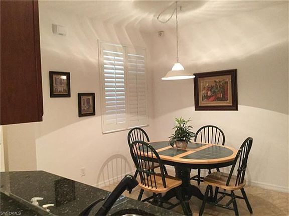 5th image of 9674 Roundstone Cir