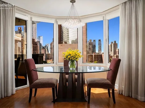 44 W 62nd St APT 12F, New York, NY 10023