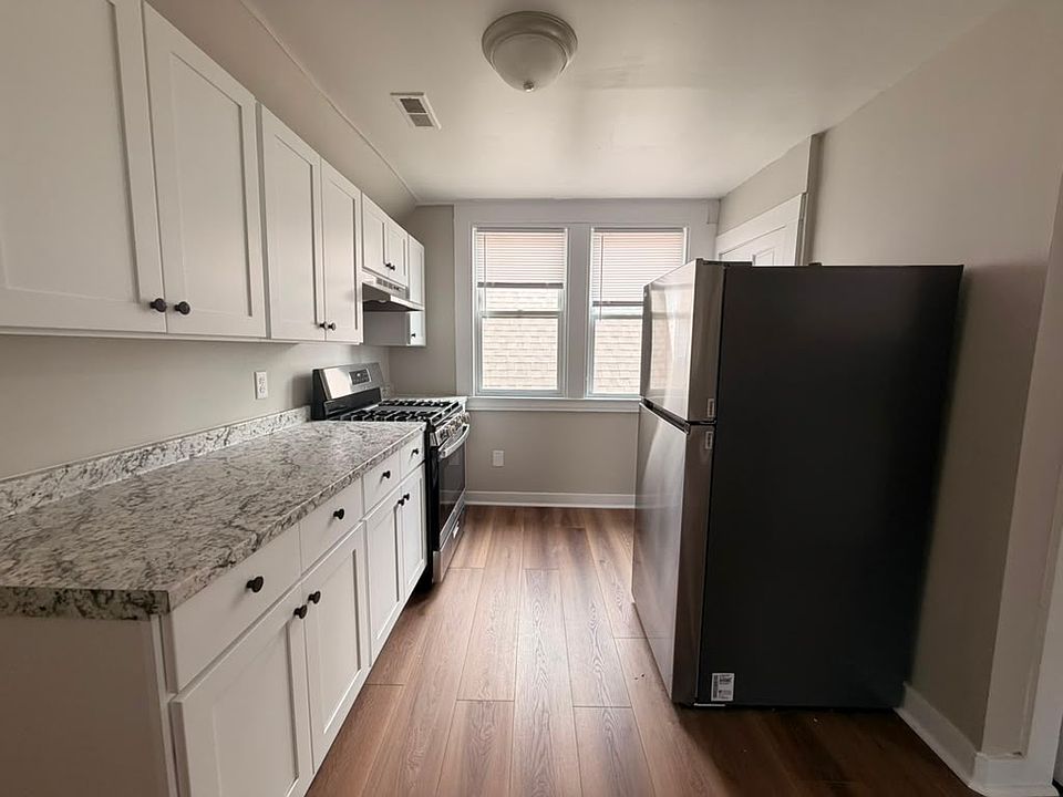 1st image of 8 Arch St #3B