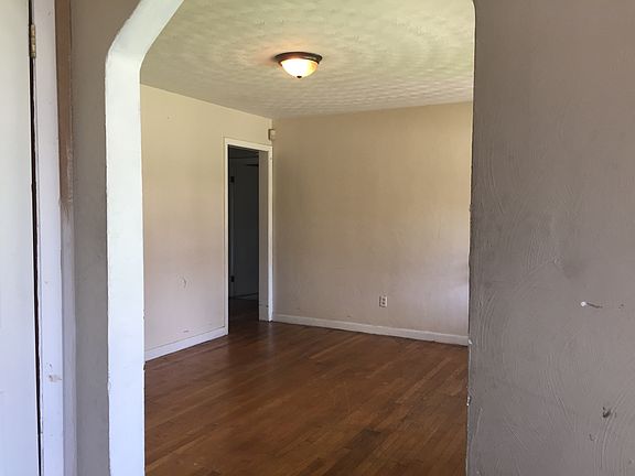 5th image of 2617 Belle St