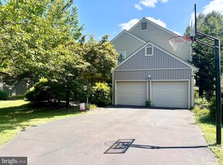 12 Hillendale Rd, Perkasie, PA 18944