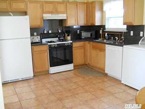 3rd image of 86 Samantha Dr