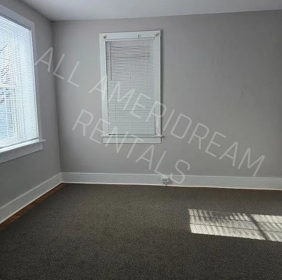 203 Baltimore St #1 — Photo 7